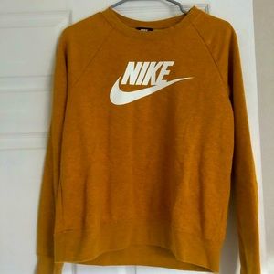 Nike sweatshirt